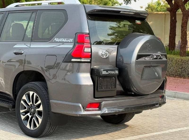 2022 Toyota Prado ADVENTURE thumbnail 7