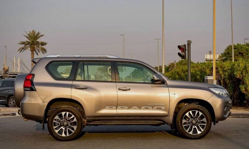 2022 Toyota Prado TX L thumbnail 7