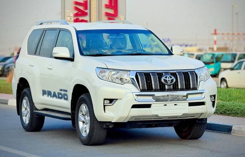 2019 Toyota Prado GXR thumbnail 3