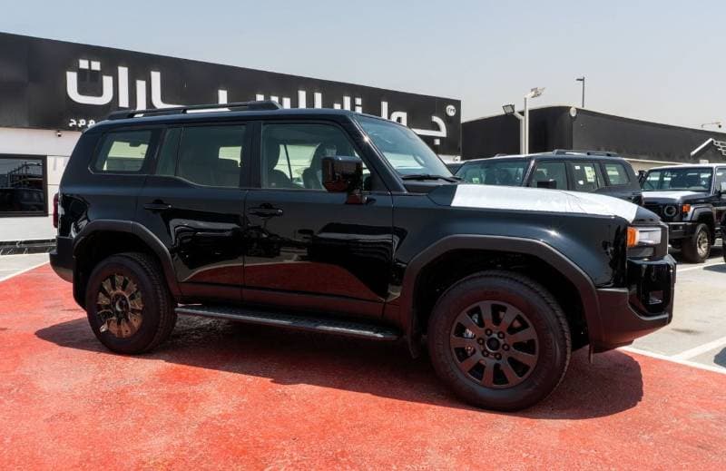 2026 Toyota Prado ADVENTURE thumbnail 3