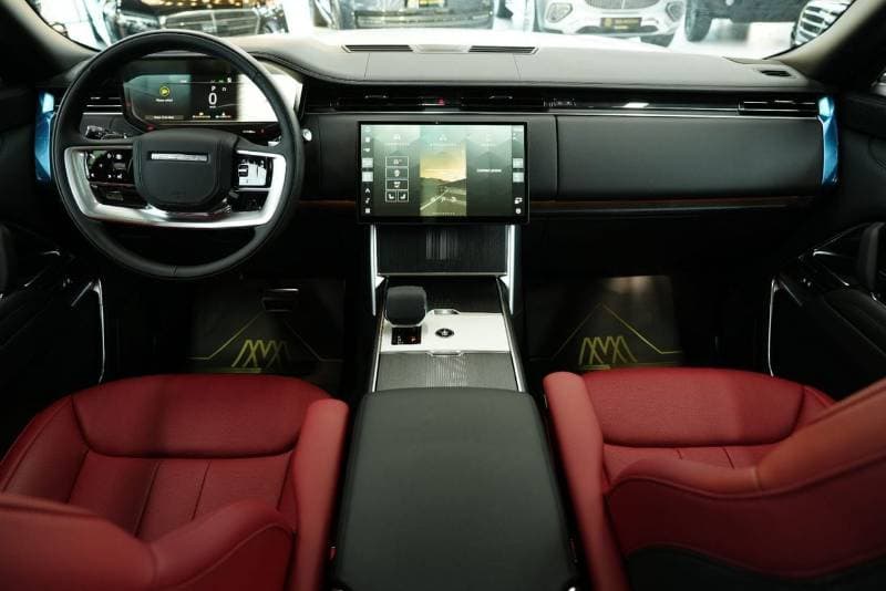 2026 Land Rover Range Rover HSE P530 thumbnail 7