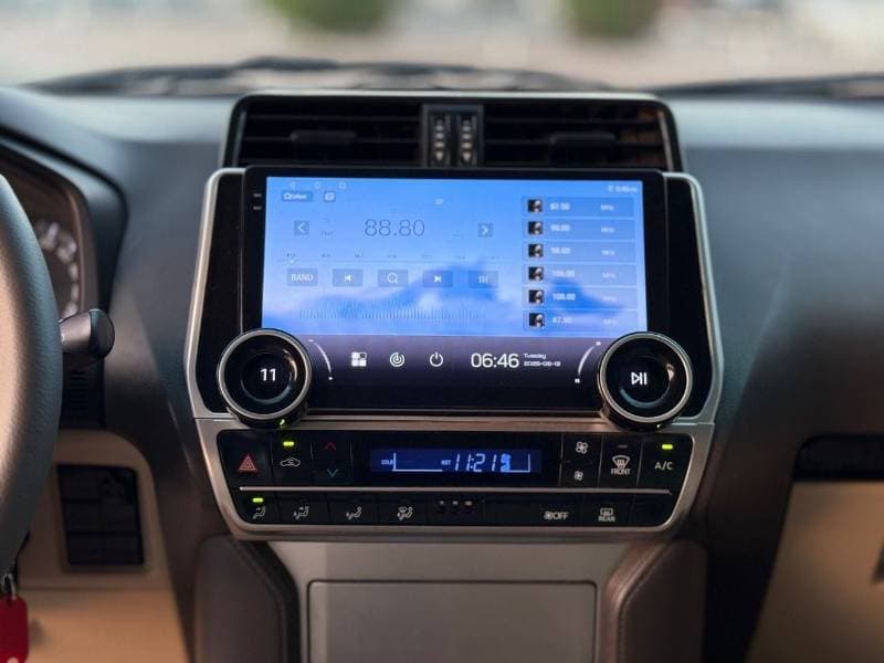 2019 Toyota Prado VXR thumbnail 7