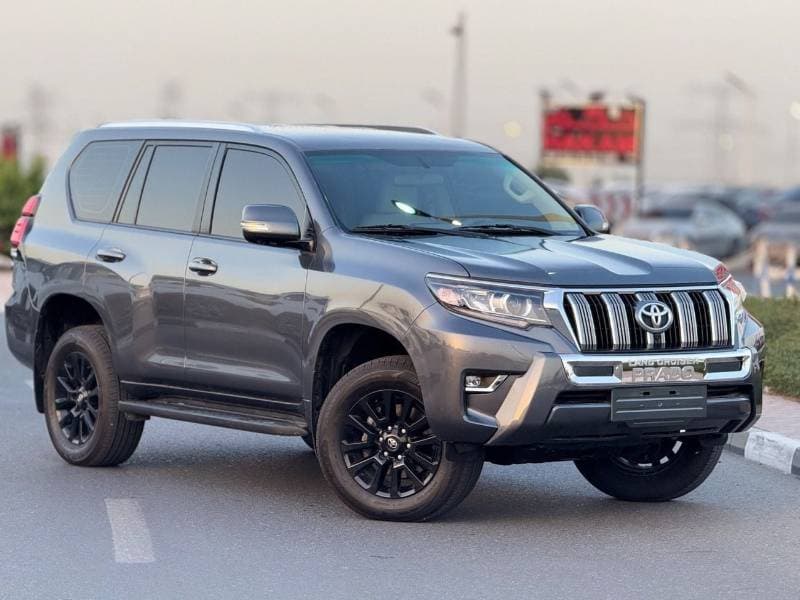 2019 Toyota Prado VXR thumbnail 3