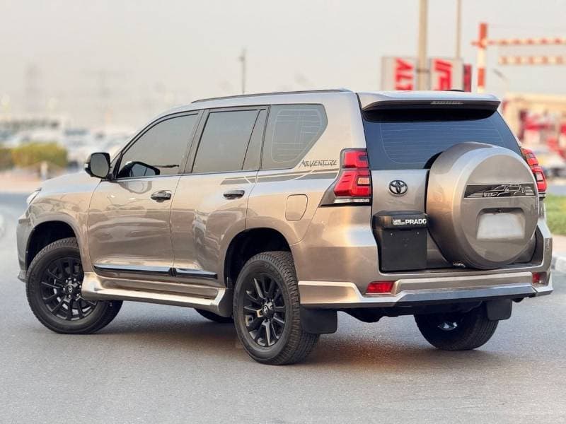 2018 Toyota Prado VXR thumbnail 5