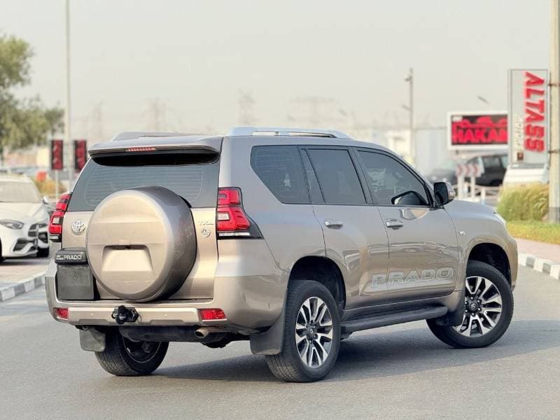 2023 Toyota Prado TX L thumbnail 5