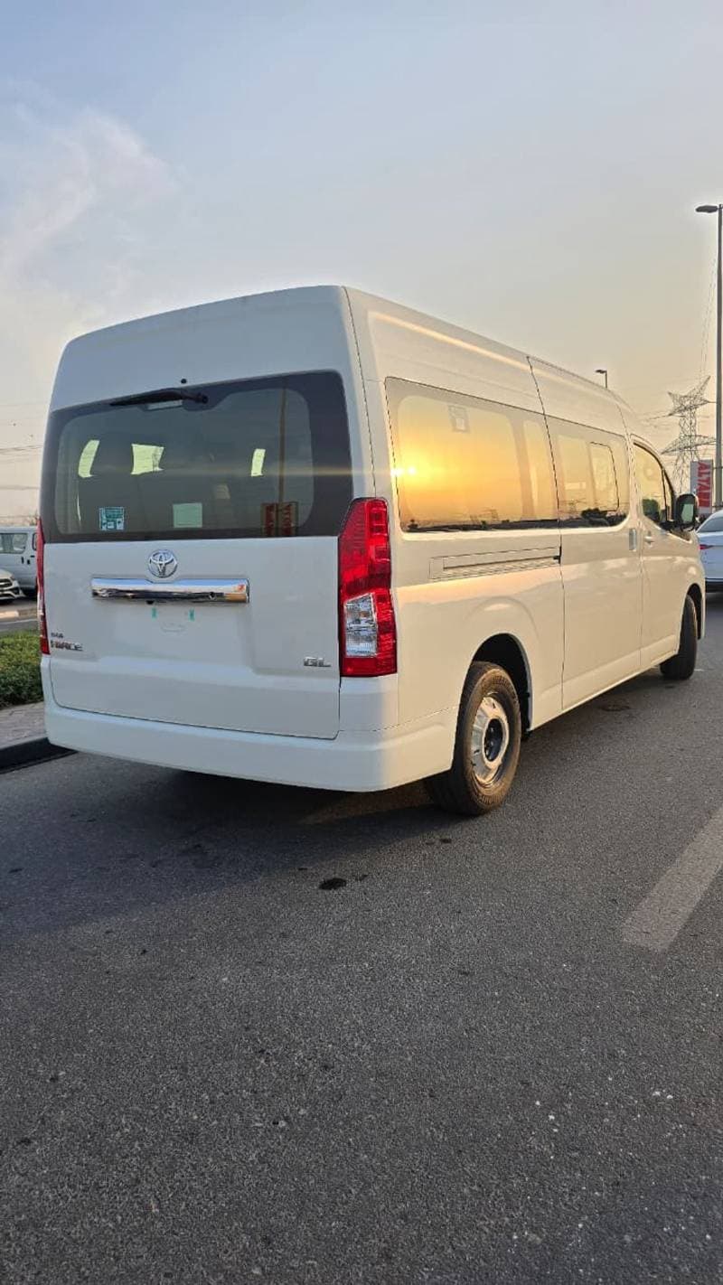 2026 Toyota Hiace GL thumbnail 4