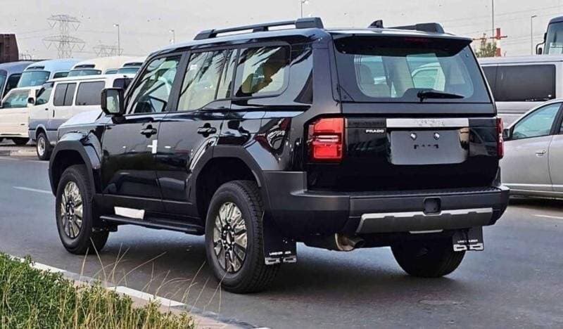 2025 Toyota Prado GXR thumbnail 4