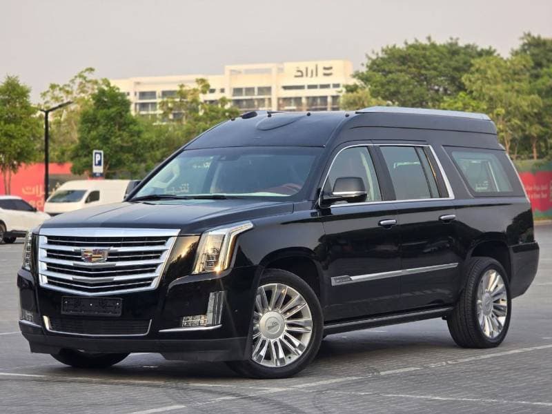 2018 Cadillac Escalade PLATINUM thumbnail 3