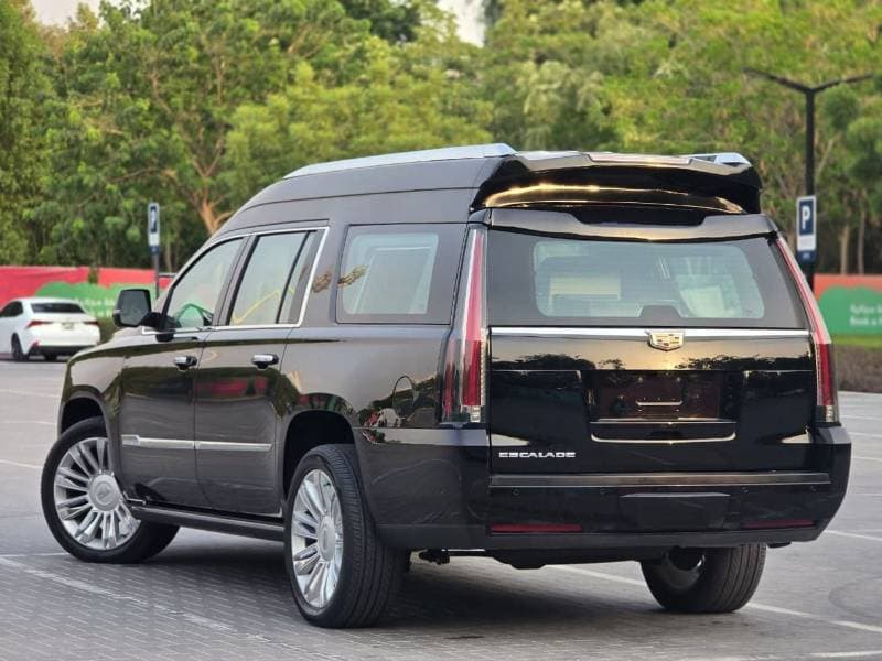 2018 Cadillac Escalade PLATINUM thumbnail 6