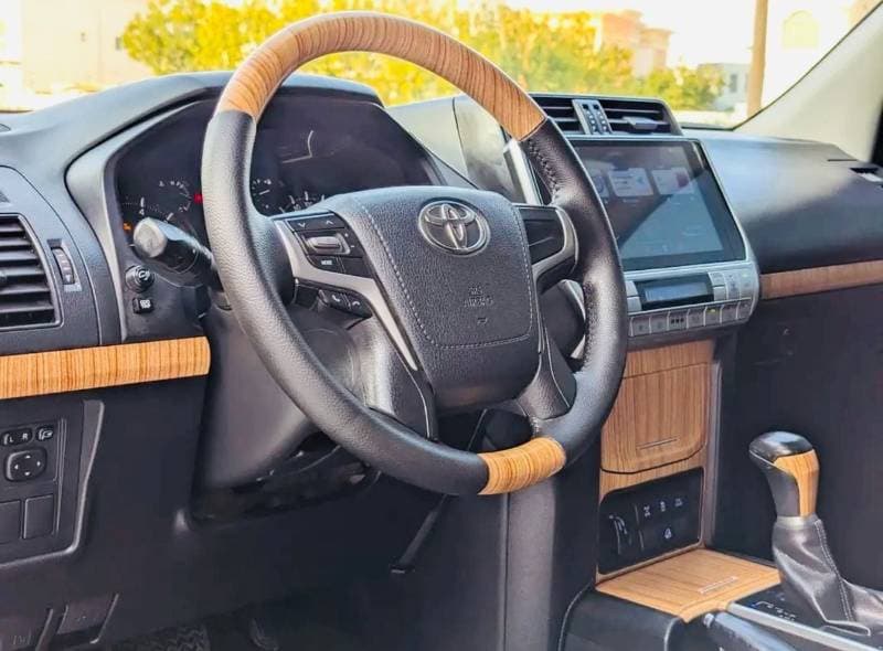 2020 Toyota Prado VXR thumbnail 8