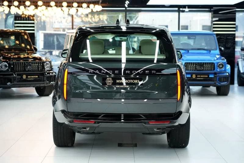 2026 Land Rover Range Rover HSE P400 thumbnail 5