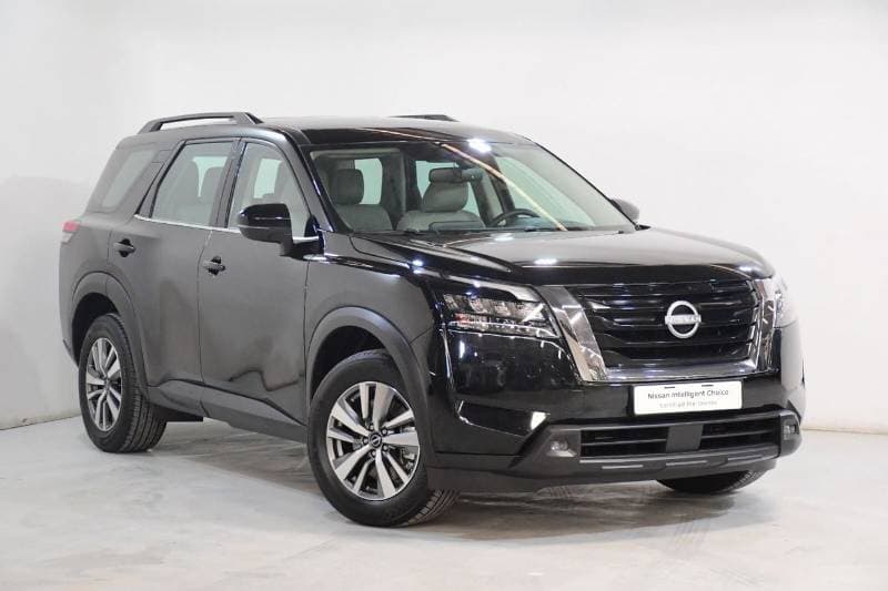 2025 Nissan Pathfinder S