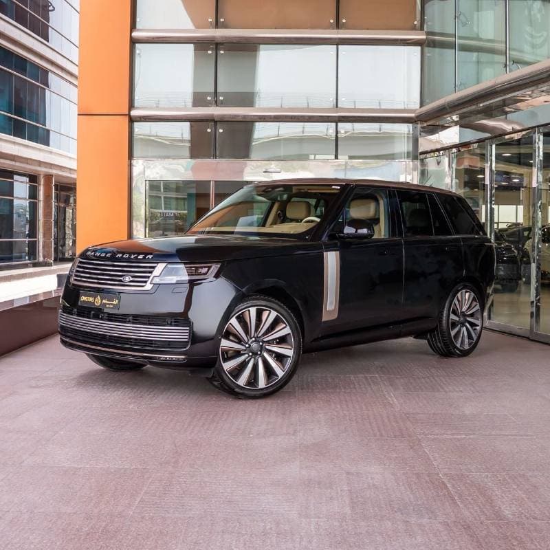 2026 Land Rover Range Rover SV LWB P615