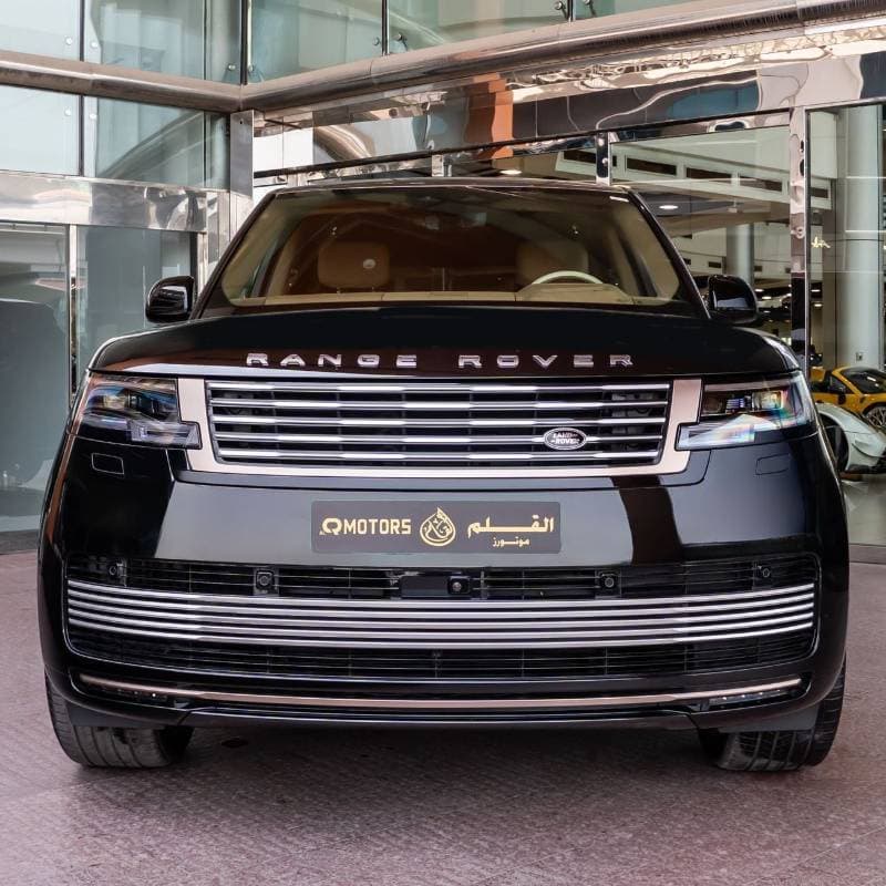 2026 Land Rover Range Rover SV LWB P615 thumbnail 4