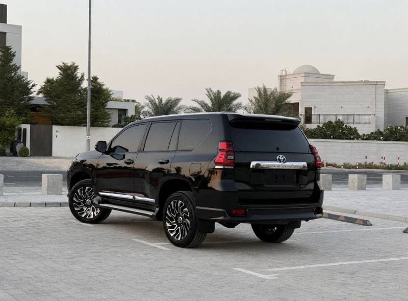 2020 Toyota Prado TX L thumbnail 5