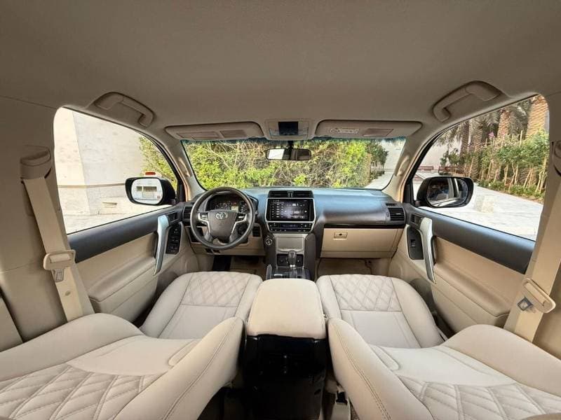 2020 Toyota Prado TX L thumbnail 8