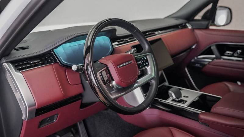 2025 Land Rover Range Rover AUTOBIOGRAPHY thumbnail 4