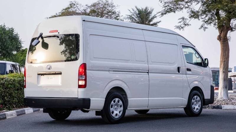 2026 Toyota Hiace 2.7L Petrol MT GLS thumbnail 4