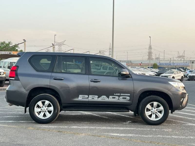 2022 Toyota Prado TX L thumbnail 7