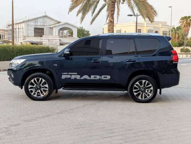 2022 Toyota Prado GXR thumbnail 7