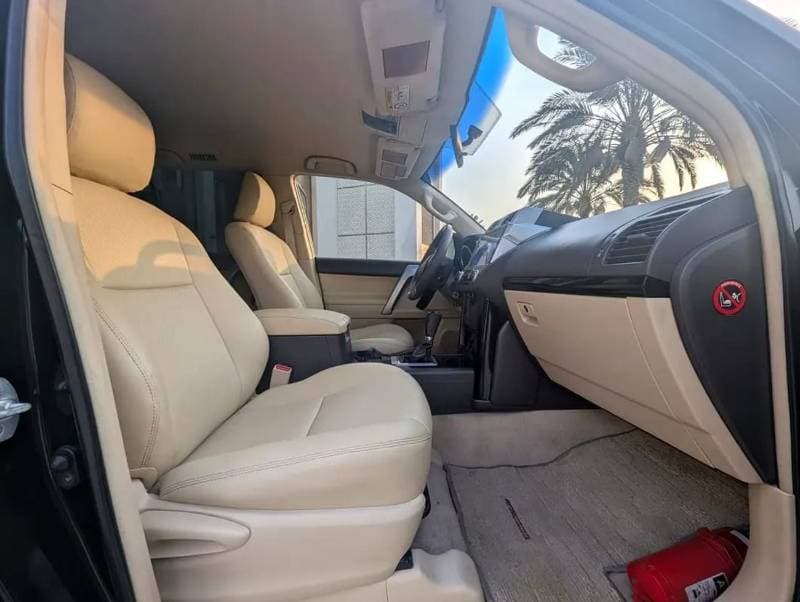 2016 Toyota Prado TX L thumbnail 6
