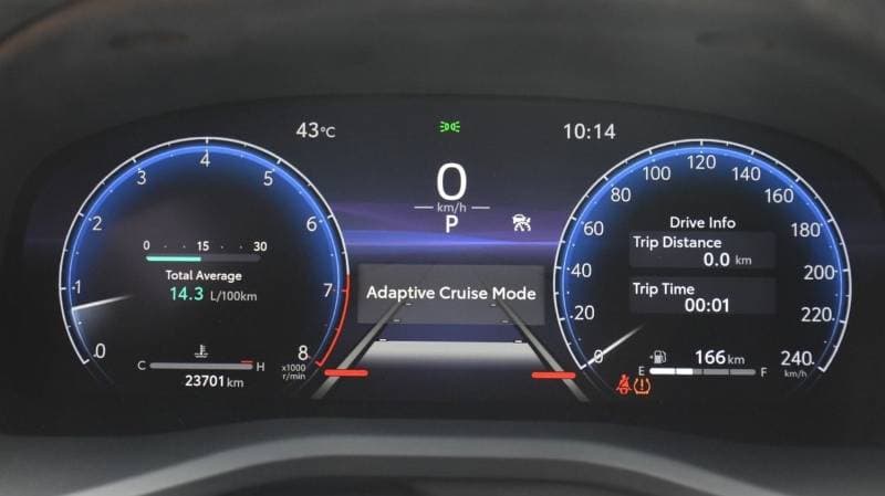 2025 Toyota Camry SPORT HEV thumbnail 3