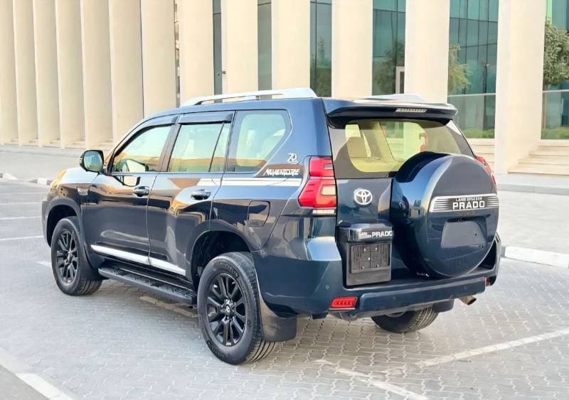 2018 Toyota Prado VXR thumbnail 5