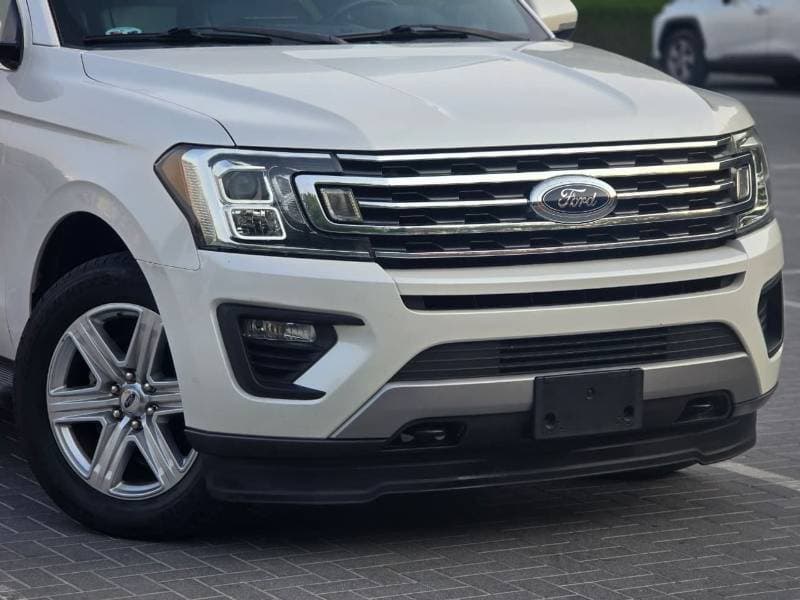 2018 Ford Expedition XLT LTH thumbnail 4