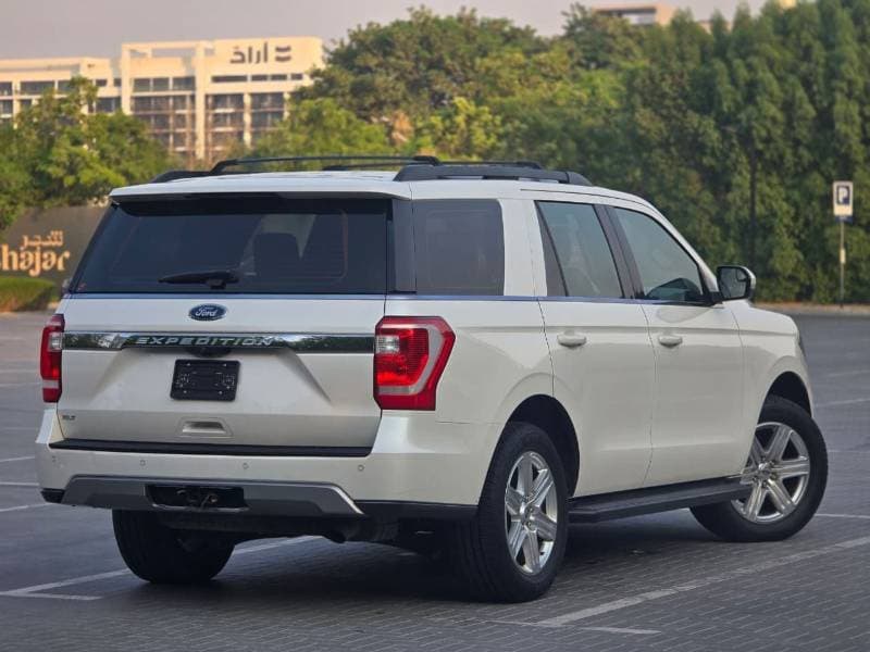 2018 Ford Expedition XLT LTH thumbnail 5