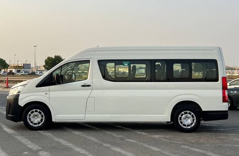 2021 Toyota Hiace thumbnail 8