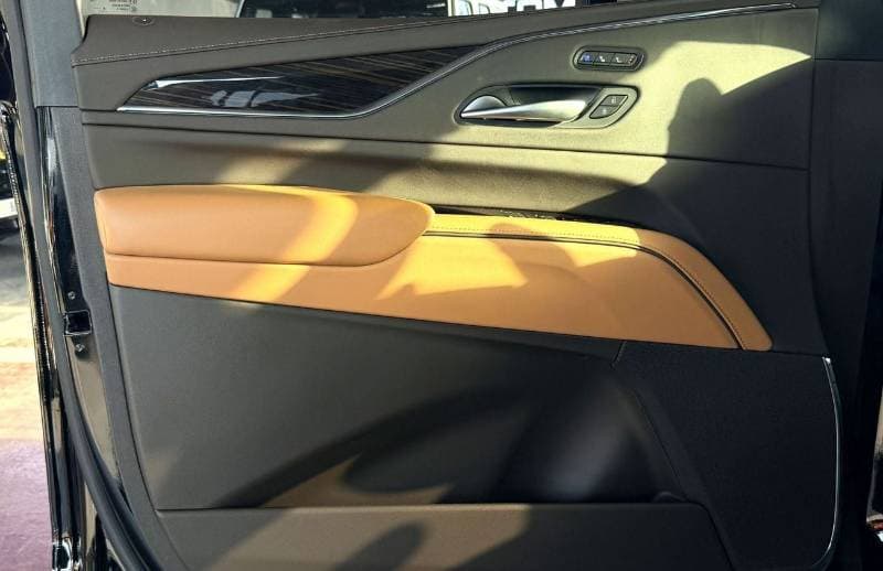 2024 Cadillac Escalade SPORT thumbnail 7