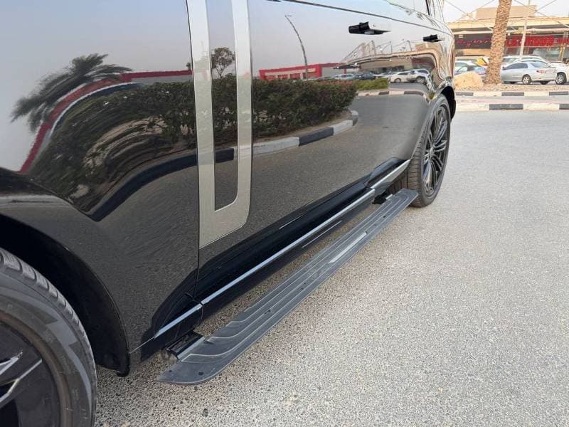 2023 Land Rover Range Rover HSE P530 thumbnail 3