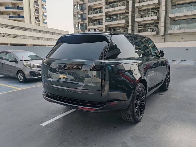 2025 Land Rover Range Rover SE 4.4L P530 thumbnail 5
