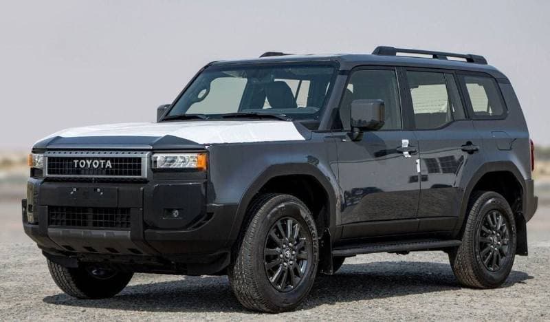 2025 Toyota Prado GXR thumbnail 3