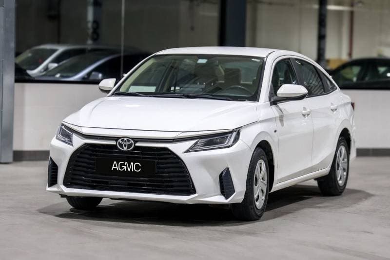 2024 Toyota Yaris E