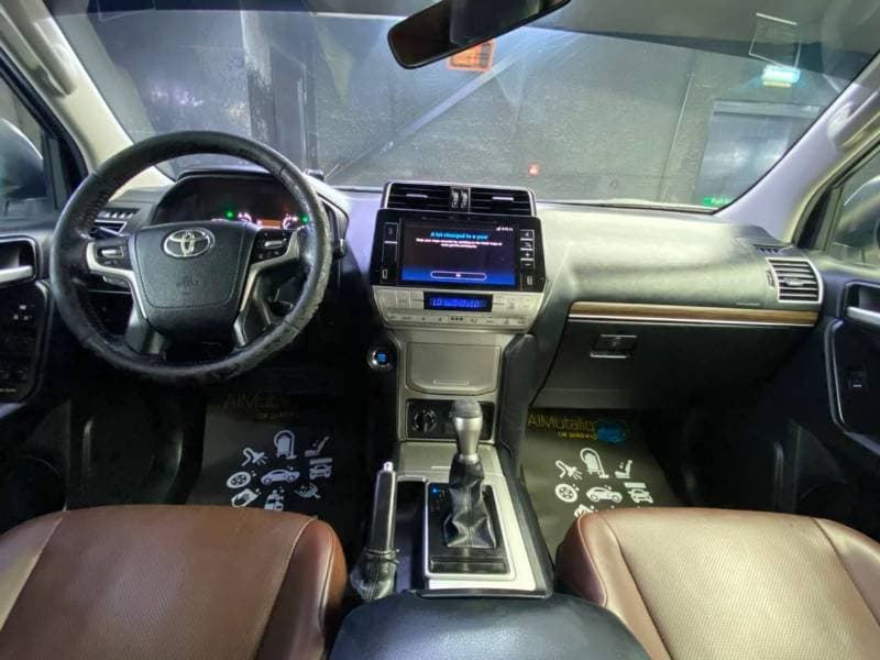 2020 Toyota Prado VXR thumbnail 6