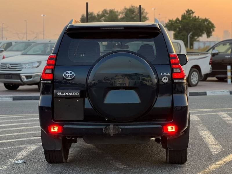 2022 Toyota Prado TX L thumbnail 6