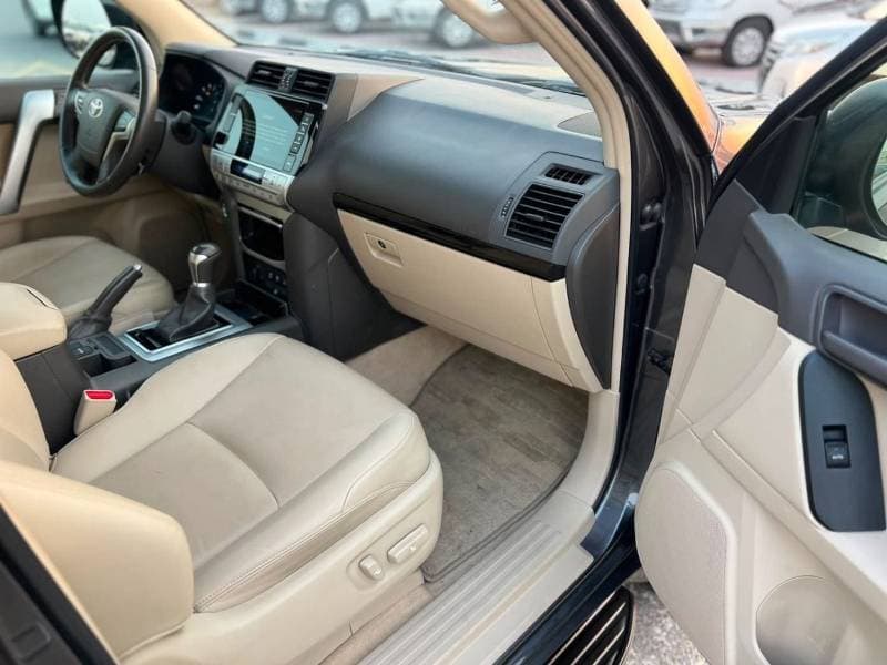 2022 Toyota Prado thumbnail 7