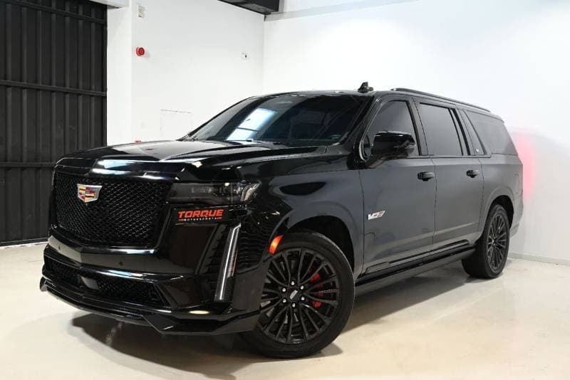 2023 Cadillac Escalade V SERIES thumbnail 3