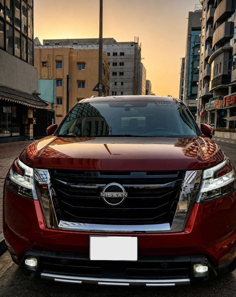 2022 Nissan Pathfinder PLATINUM thumbnail 2