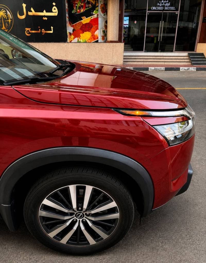 2022 Nissan Pathfinder PLATINUM thumbnail 4