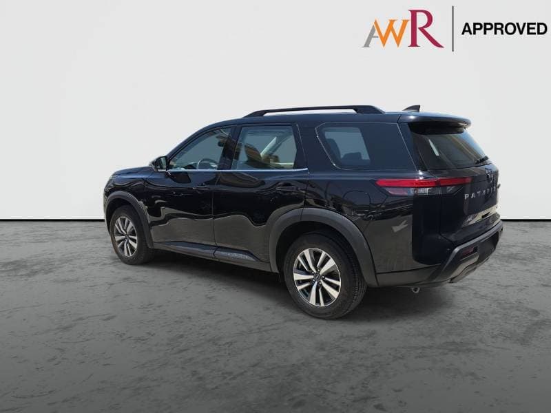2024 Nissan Pathfinder S thumbnail 6