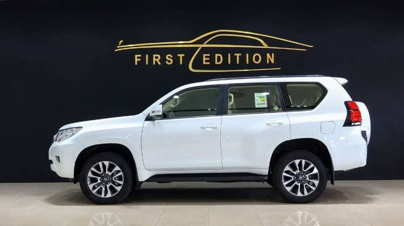 2023 Toyota Prado GXR thumbnail 3