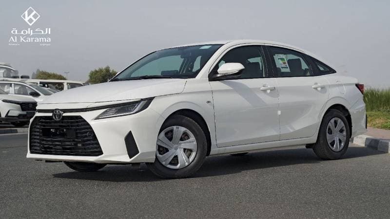 2026 Toyota Yaris E thumbnail 3