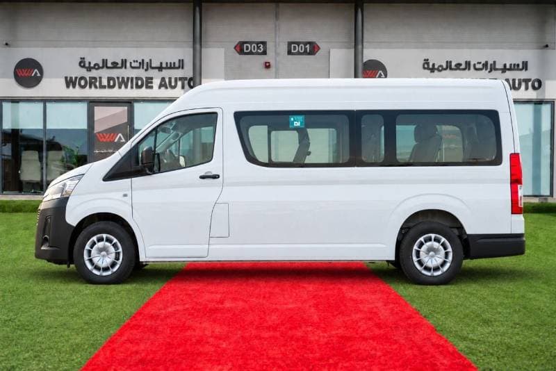 2026 Toyota Hiace DX thumbnail 7