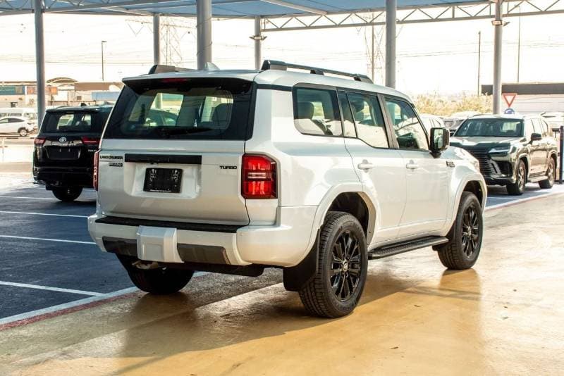 2027 Toyota Prado VXR thumbnail 7