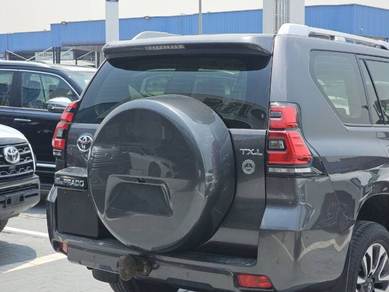 2022 Toyota Prado TX L thumbnail 8