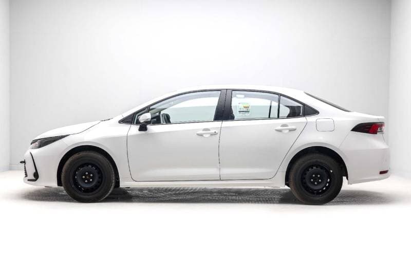 2026 Toyota Corolla XLI thumbnail 4