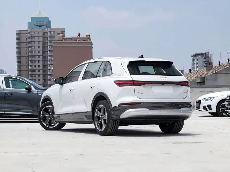 2025 Audi Q5 thumbnail 5