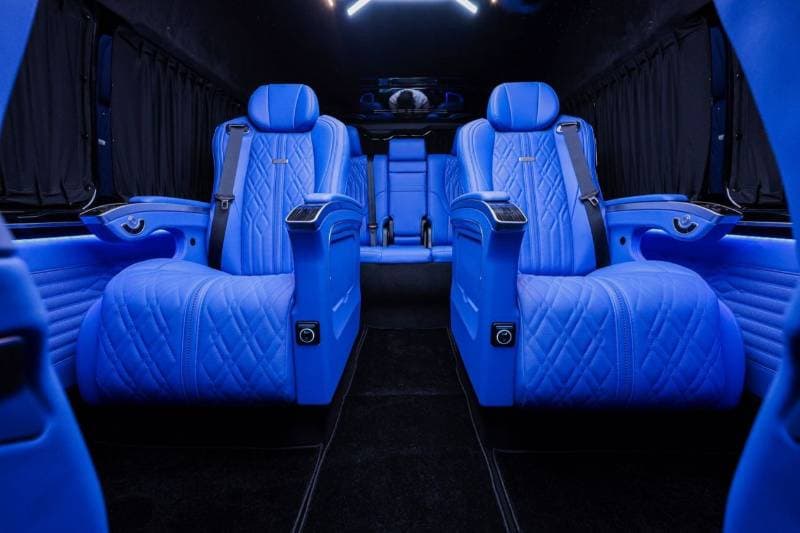 2026 Toyota Hiace GL thumbnail 8